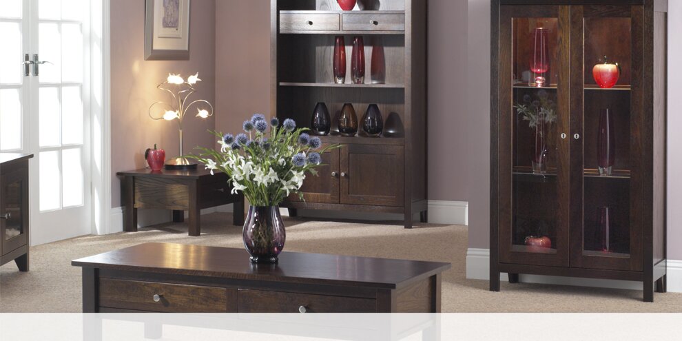 Corndell Nimbus oak living room furniture in Dark finish