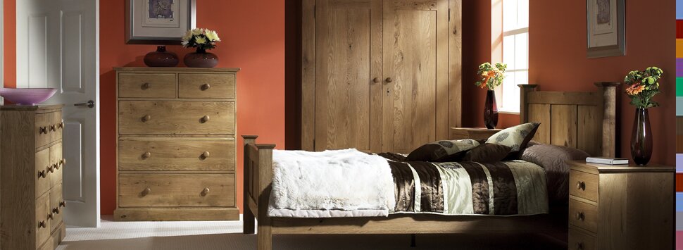 Corndell Country Oak bedroom furniture