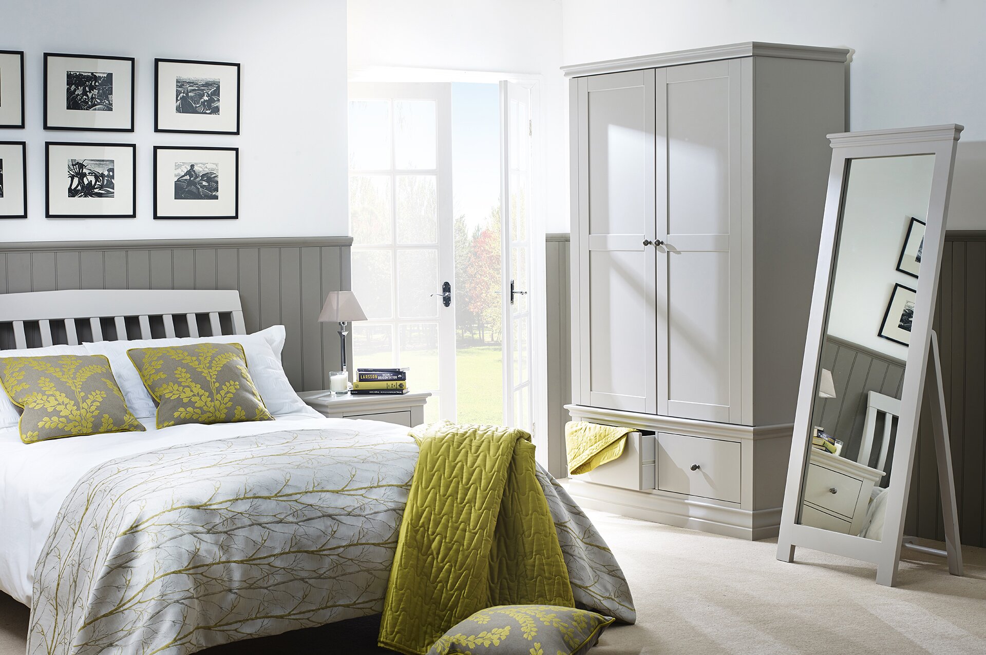 Corndell Annecy Painted bedroom furniture in Haze finish