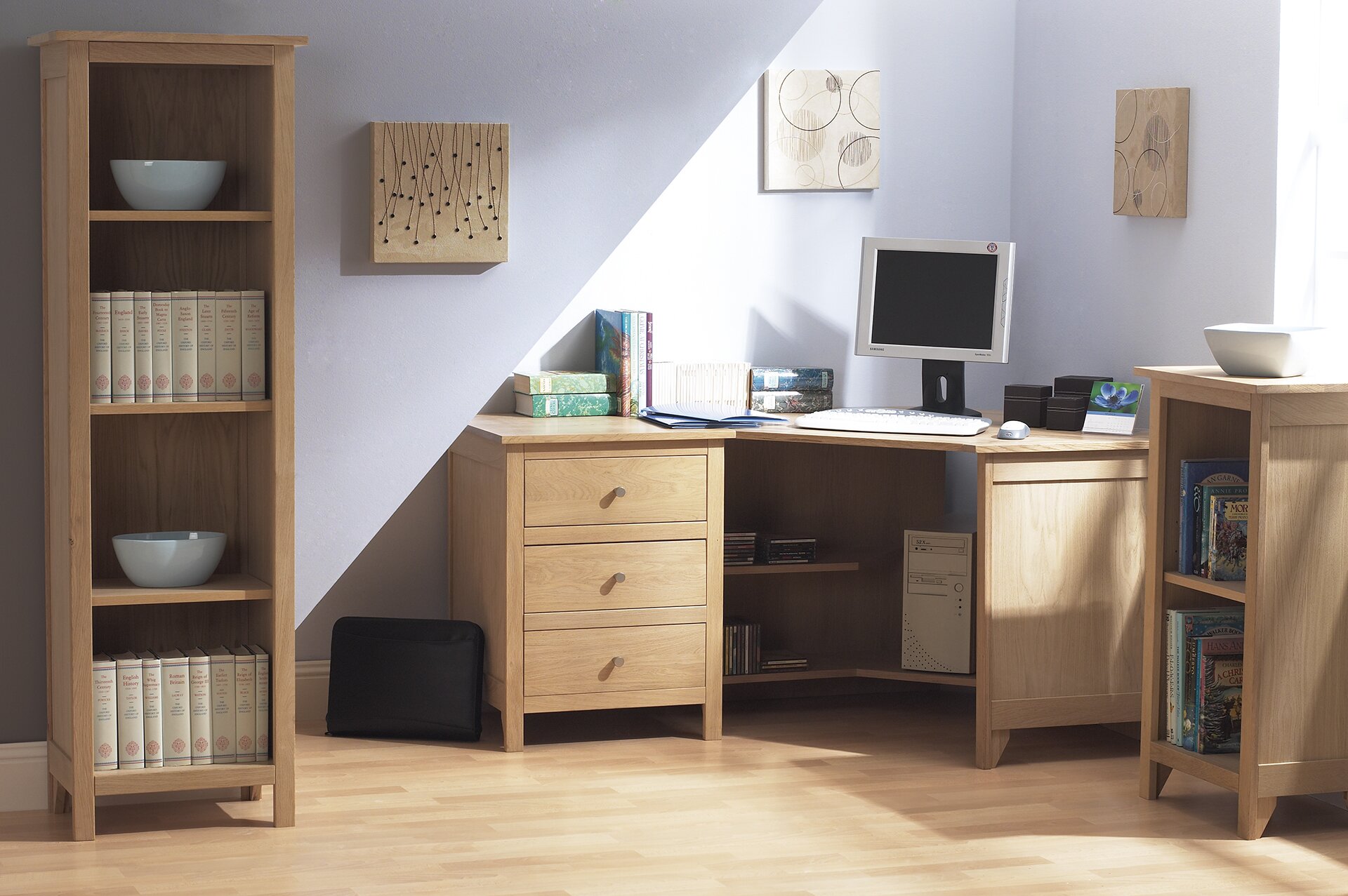 Corndell Nimbus Oak home office furniture in Mist finish